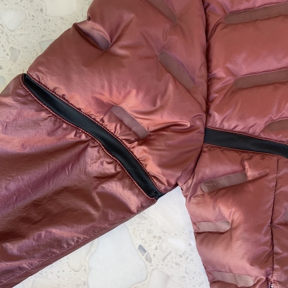 nike aeroloft repel light weight running jacket - Picture 4 of 10